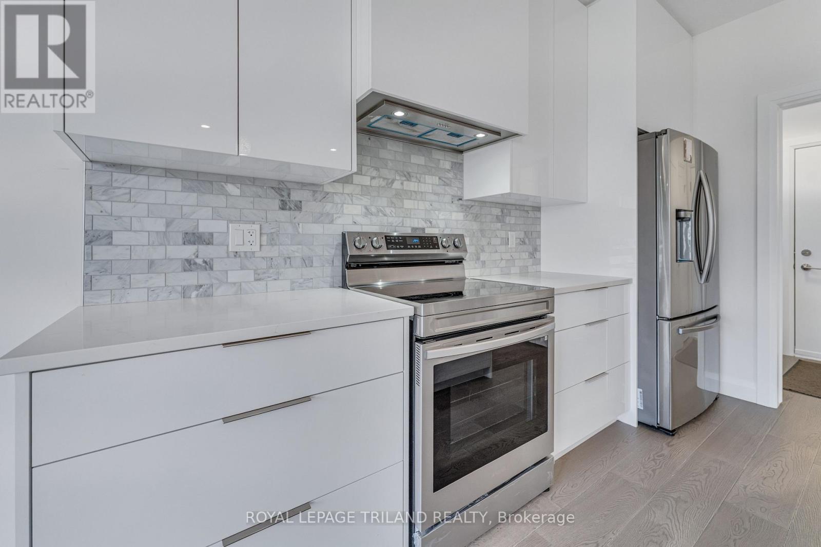 1719 Applerock Avenue, London North, Ontario  N6G 0X7 - Photo 6 - X12751400