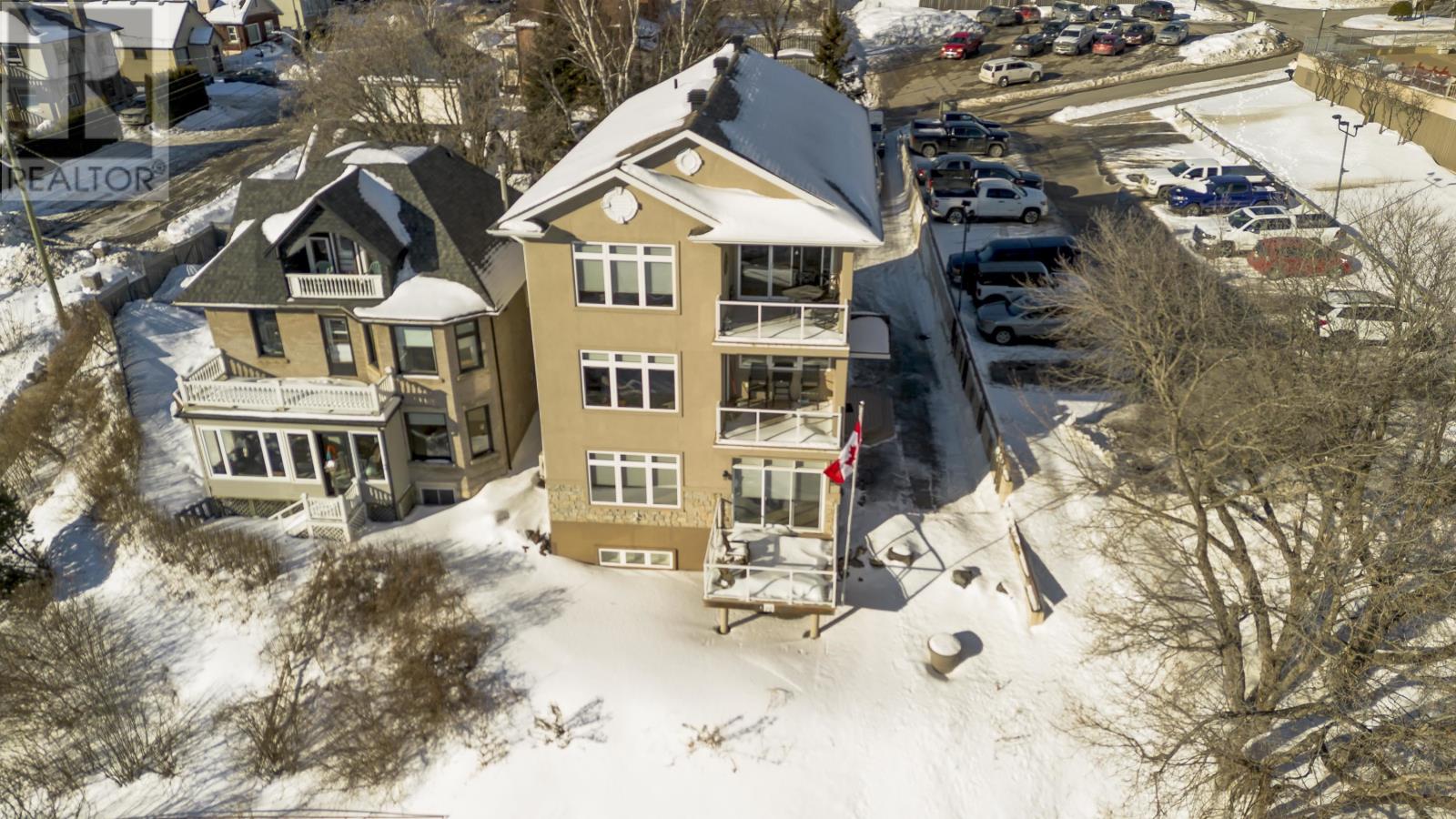 10 Banning ST, Thunder Bay, Ontario