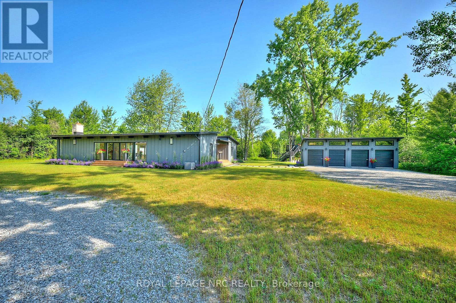 1904 Macdonald Drive, Fort Erie, Ontario  L2A 5M4 - Photo 3 - X12751324