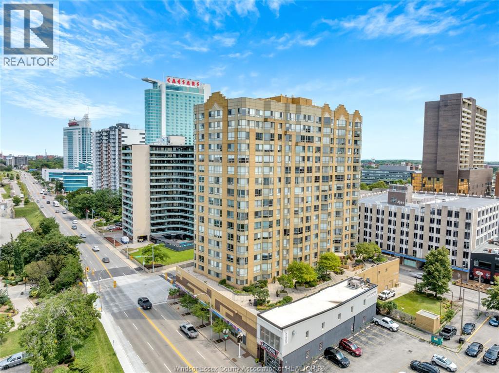 75 RIVERSIDE DRIVE East Unit# 1005, Windsor, Ontario