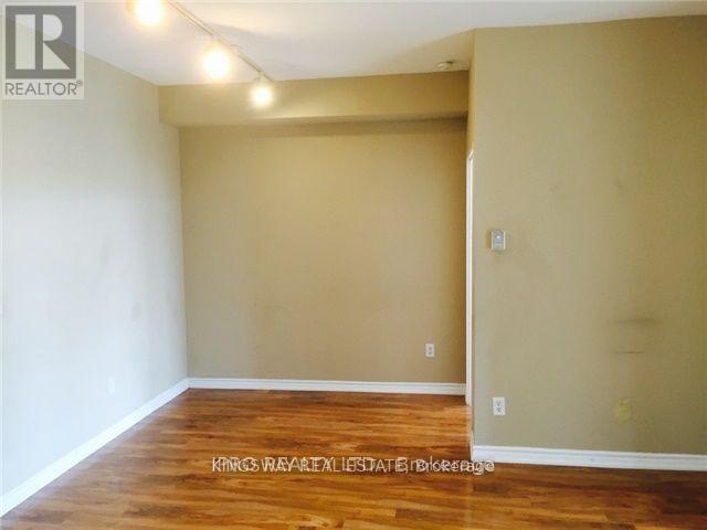 405 - 2300 Parkhaven Boulevard, Oakville, Ontario  L6H 6V9 - Photo 9 - W12750480