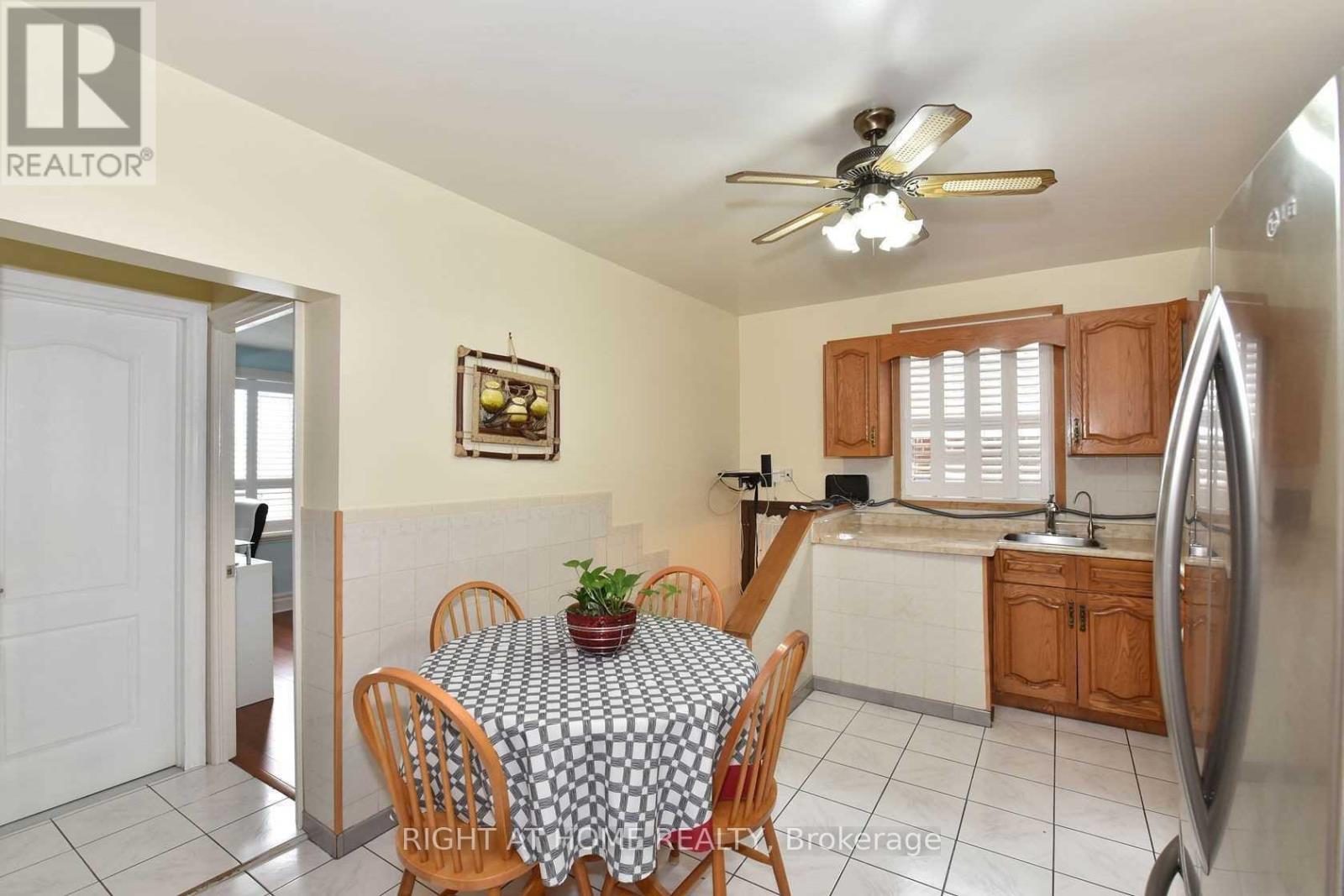 Main - 23 Amherst Avenue, Toronto, Ontario  M6E 1Z2 - Photo 6 - C12751322