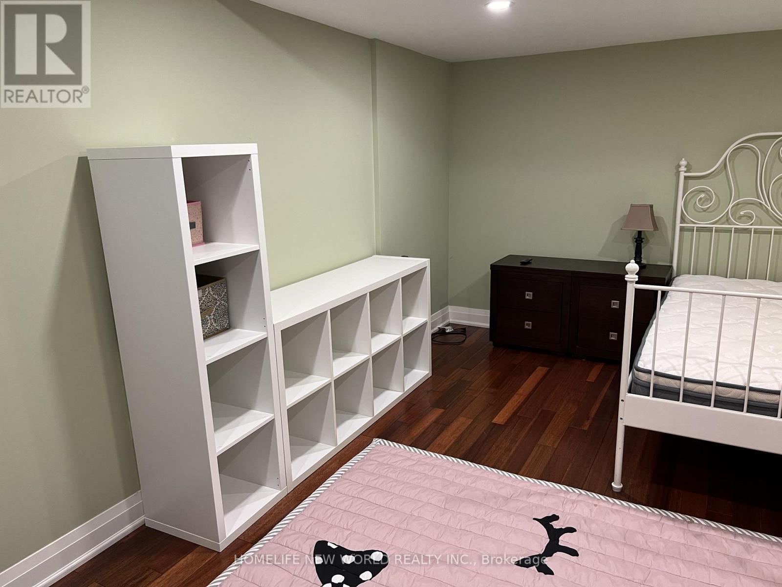 15 Kenneth Wood Crescent, Toronto, Ontario  M2N 0K3 - Photo 3 - C12751332