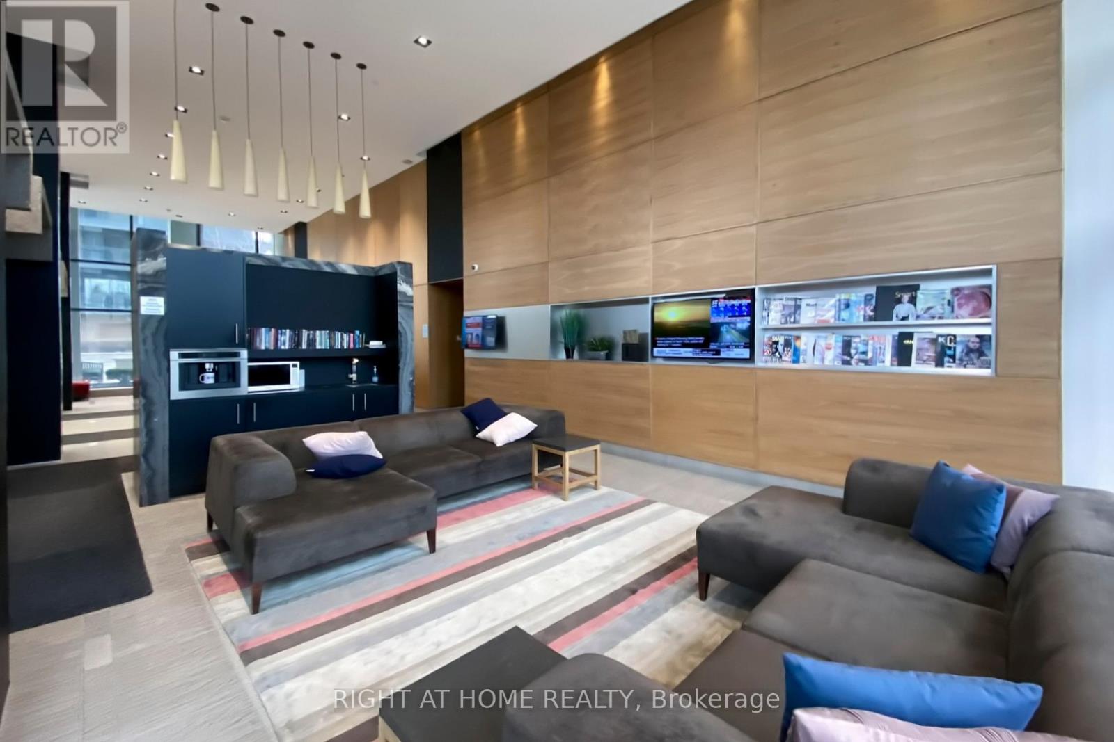 75 The Don Way W, Toronto, Ontario  M3C 2E9 - Photo 30 - C12751344