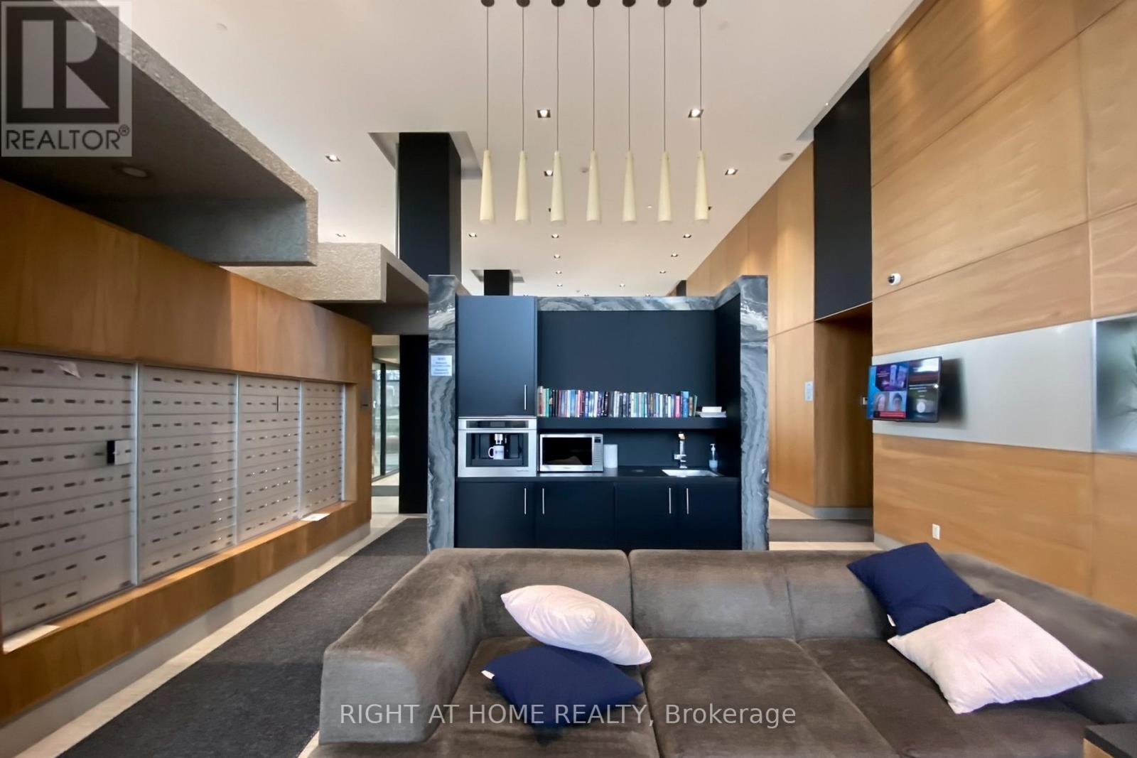 75 The Don Way W, Toronto, Ontario  M3C 2E9 - Photo 31 - C12751344