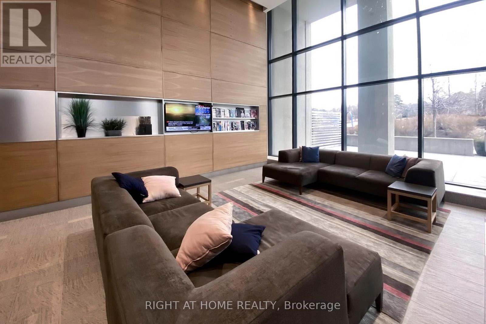 75 The Don Way W, Toronto, Ontario  M3C 2E9 - Photo 32 - C12751344