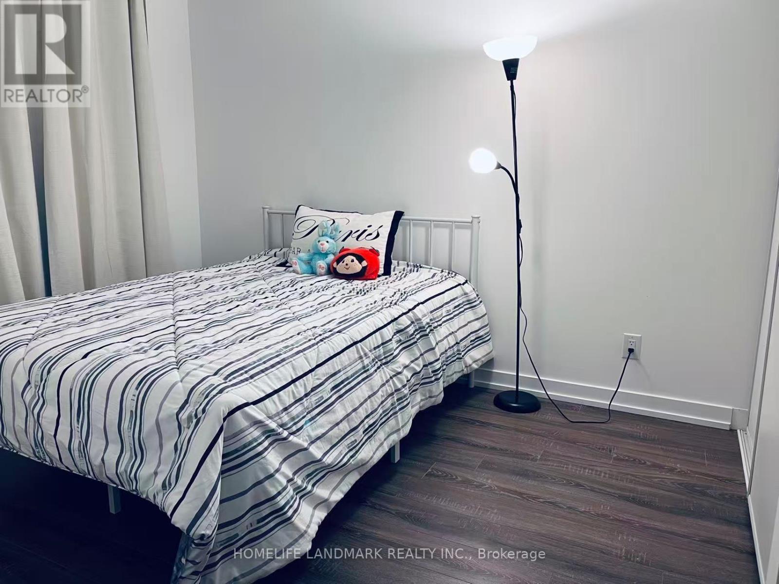 814 - 20 Edward Street, Toronto, Ontario  M5G 0C5 - Photo 8 - C12751352