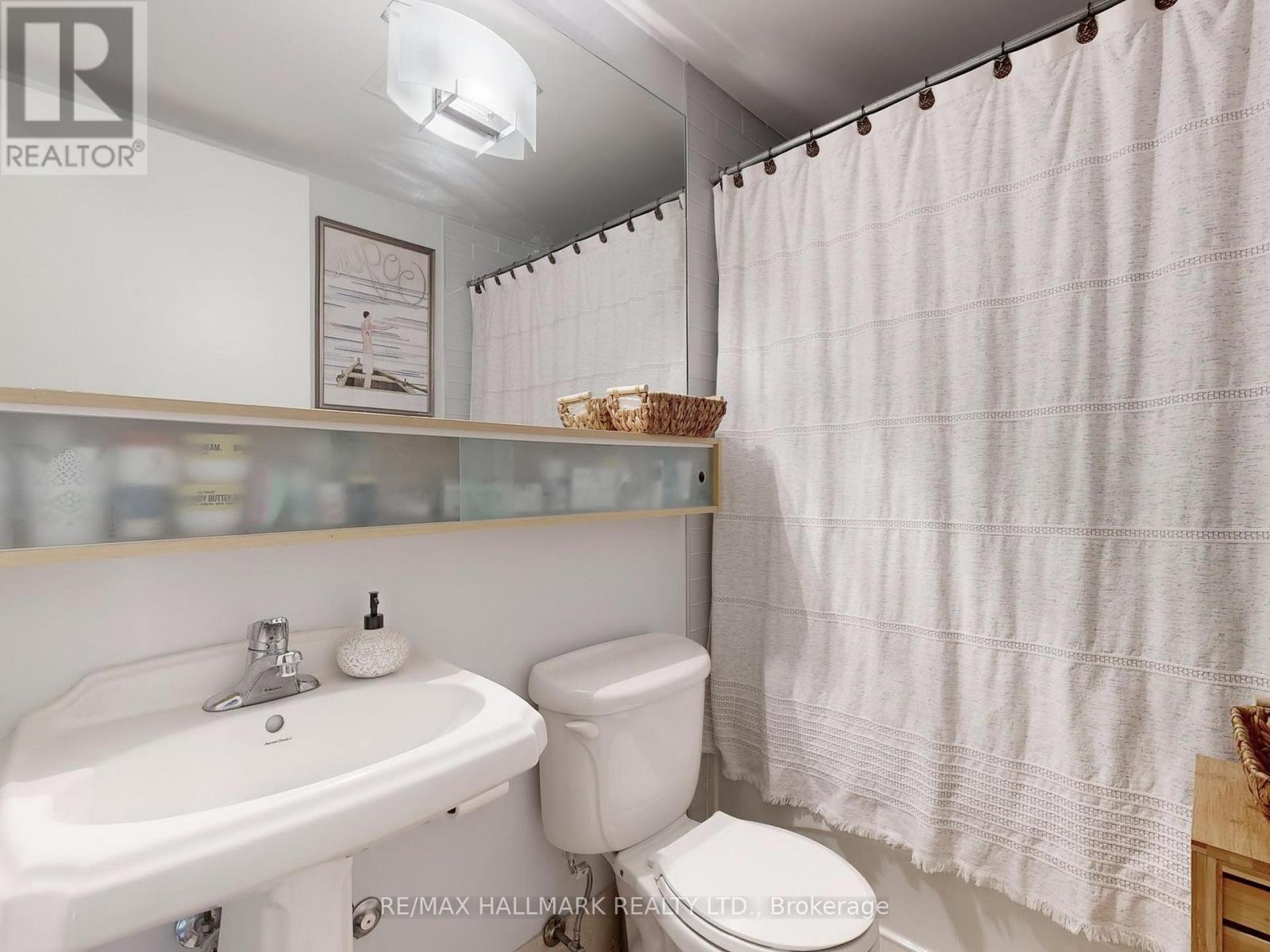 1403 - 85 Bloor Street E, Toronto, Ontario  M4W 3Y1 - Photo 16 - C12751356