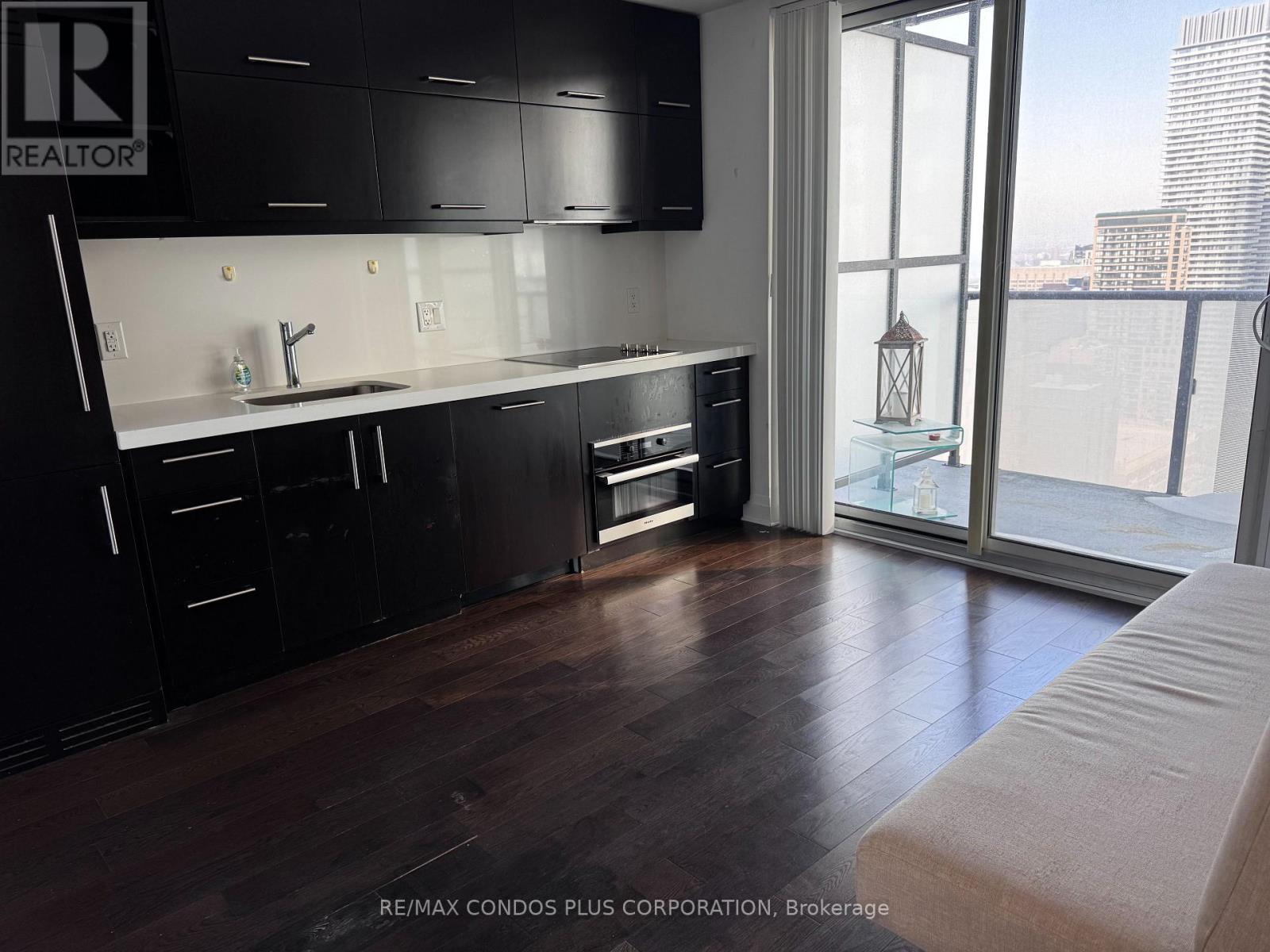 3310 - 65 St Mary Street, Toronto, Ontario  M5S 0A6 - Photo 3 - C12751370