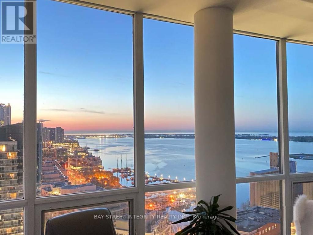 Uph 3202 - 600 Fleet Street, Toronto, Ontario  M5V 1B7 - Photo 2 - C12751398