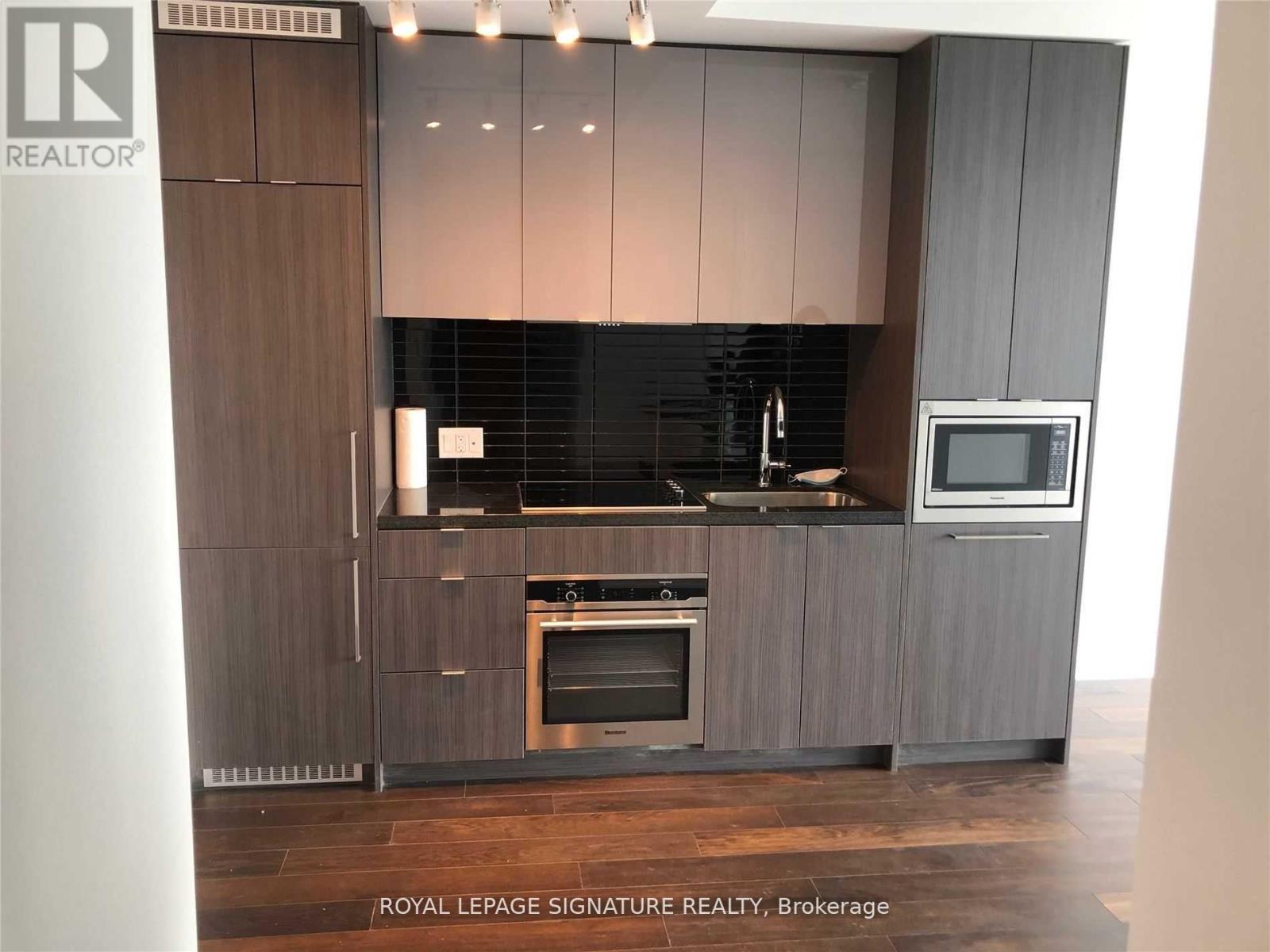 4705 - 115 Blue Jays Way, Toronto, Ontario  M5V 0M4 - Photo 2 - C12751408