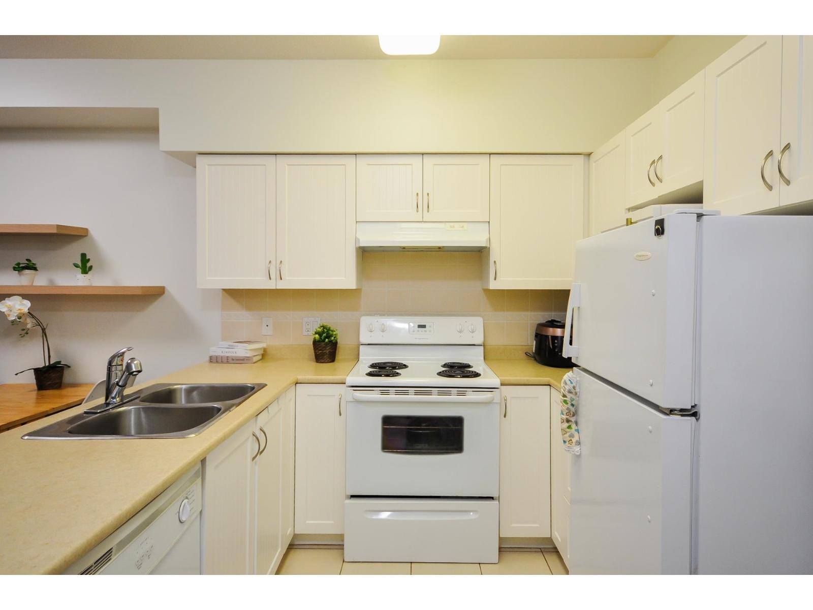 107 16068 83 Avenue, Surrey, British Columbia  V4N 0N2 - Photo 10 - R3085803