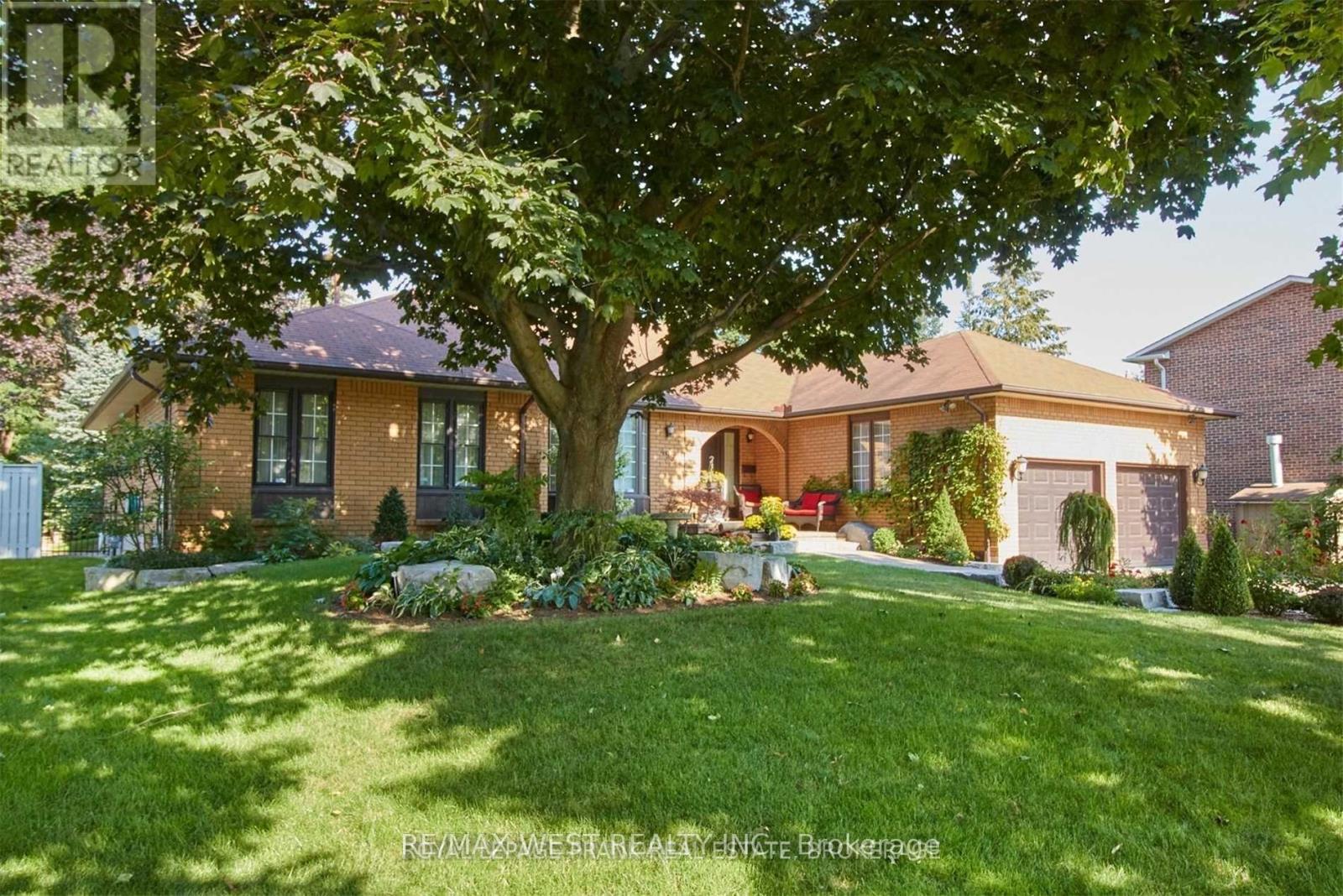 Main Floor - 499 Reynolds Street, Whitby, Ontario  L1N 6H4 - Photo 3 - E12751330