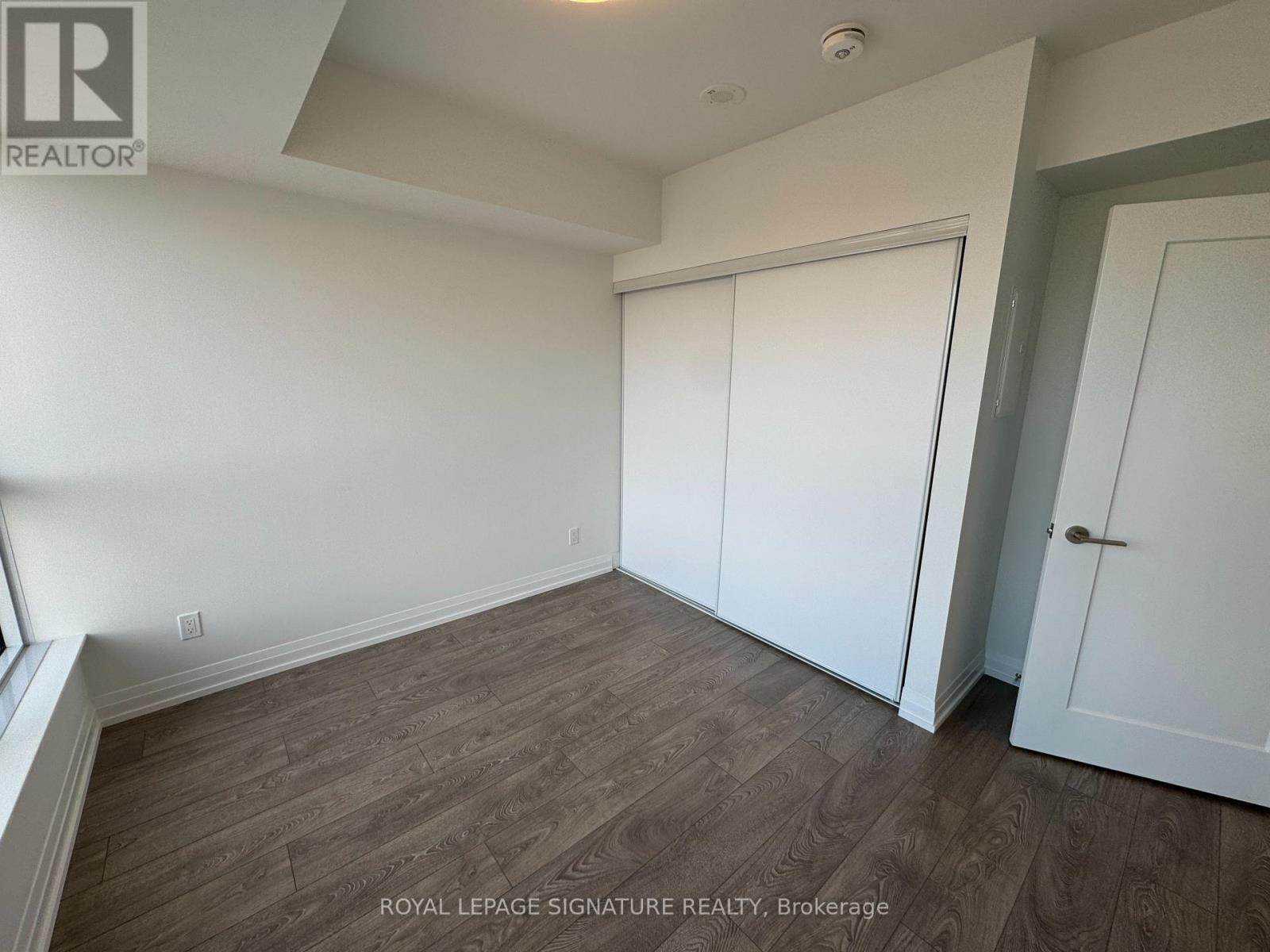 2711 - 286 Main Street, Toronto, Ontario  M4C 0B3 - Photo 4 - E12751406