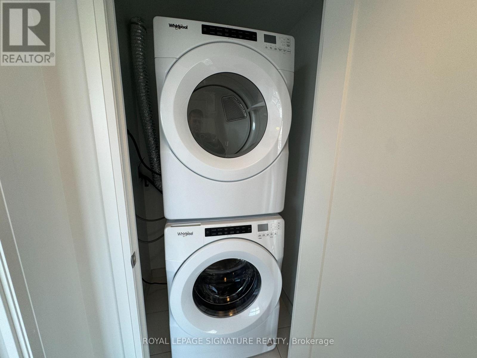 2711 - 286 Main Street, Toronto, Ontario  M4C 0B3 - Photo 6 - E12751406