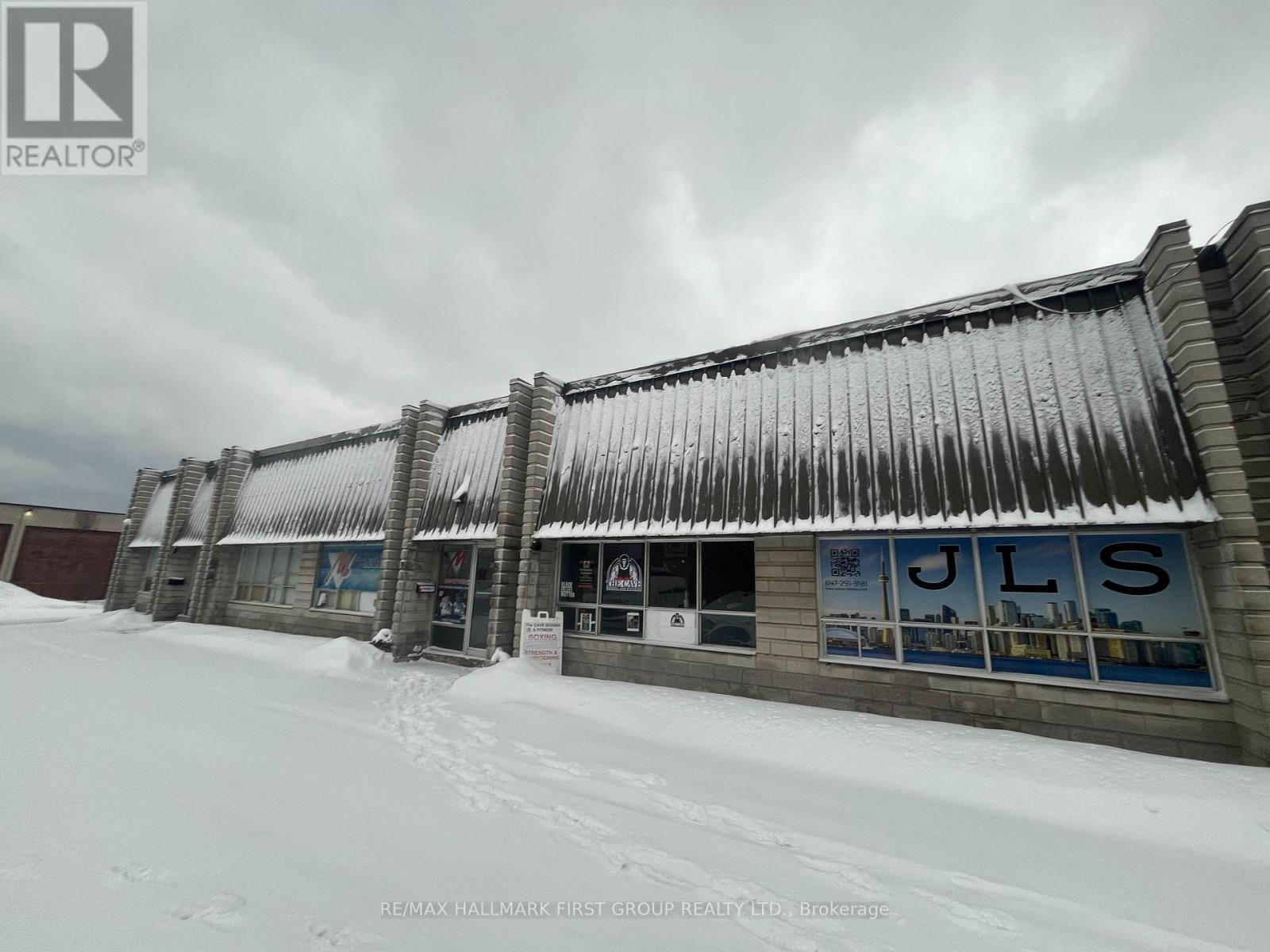 8 - 91 STATION STREET, Ajax, Ontario