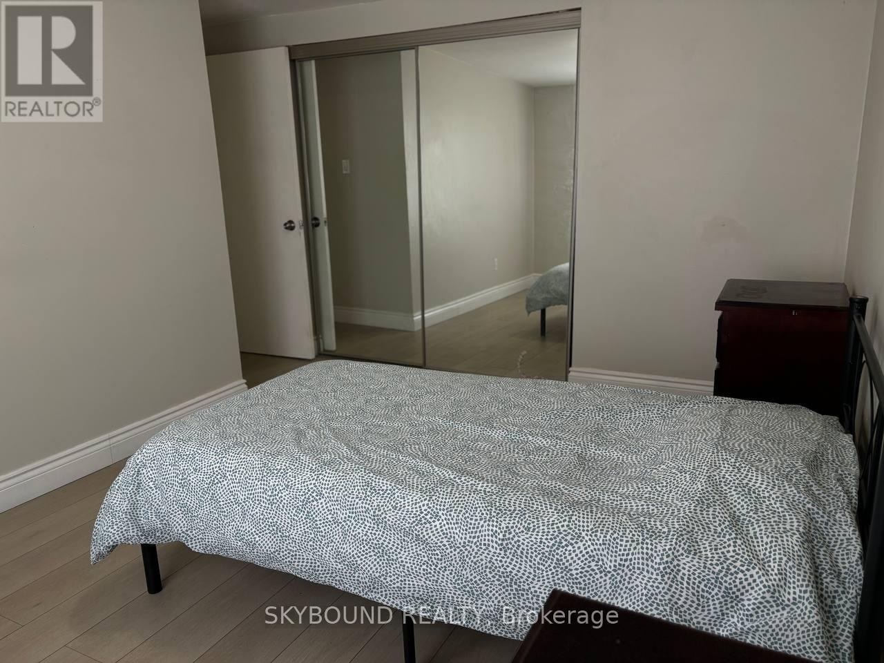 Room 2 - 252 William Roe Boulevard N, Newmarket, Ontario  L3Y 1B5 - Photo 16 - N12751348