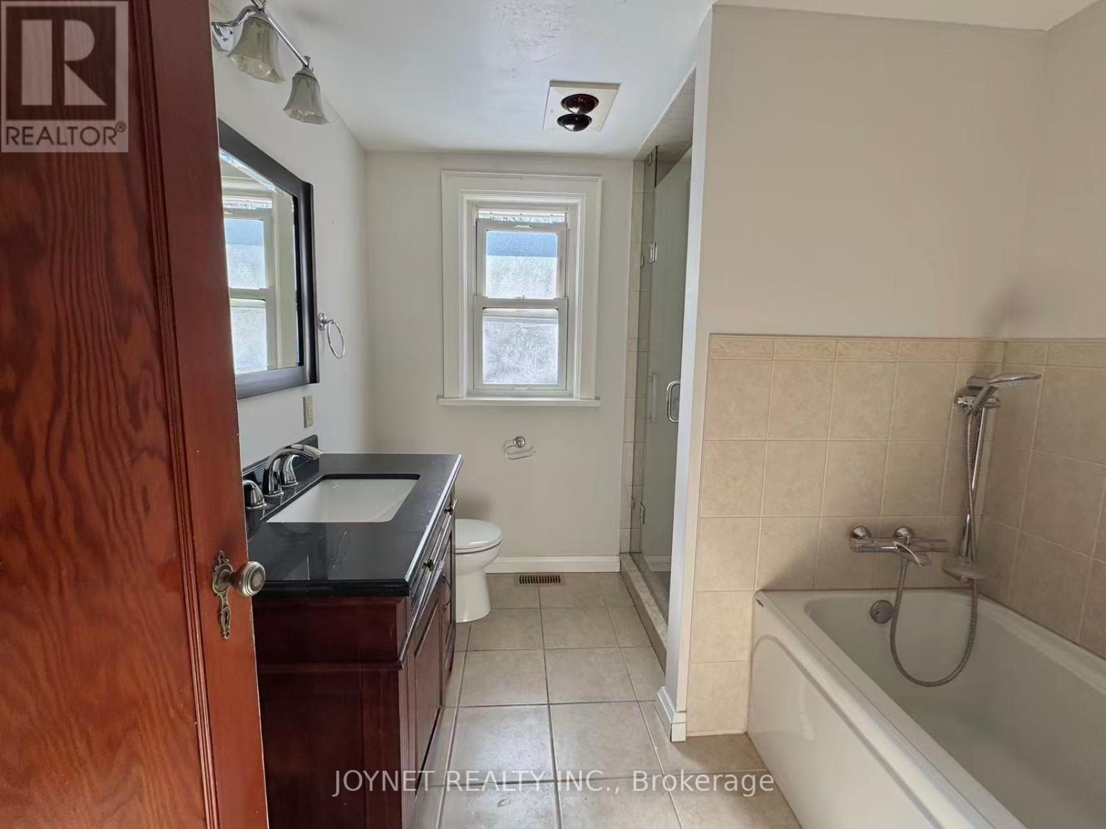 17 Eckardt Avenue, Markham, Ontario  L3R 1P1 - Photo 15 - N12751376