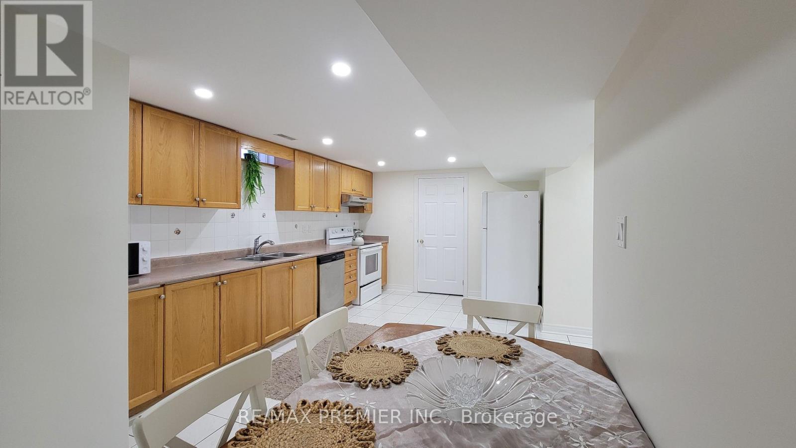 Basement - 25 Granite Street, Vaughan (East Woodbridge), Ontario  L4L 5J7 - Photo 4 - N12751404