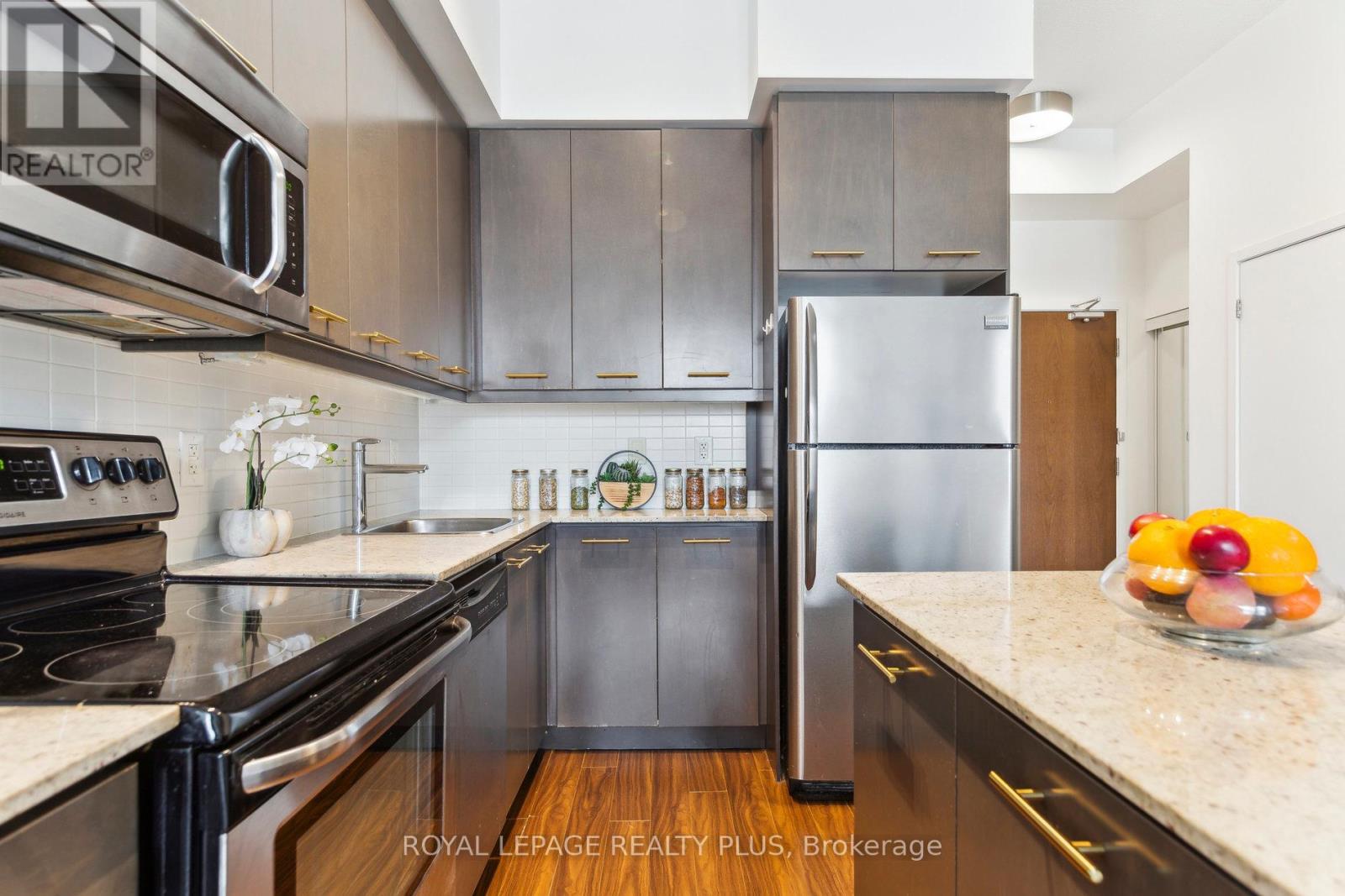 603 - 365 Prince Of Wales Drive, Mississauga, Ontario  L5B 0G6 - Photo 14 - W12751378