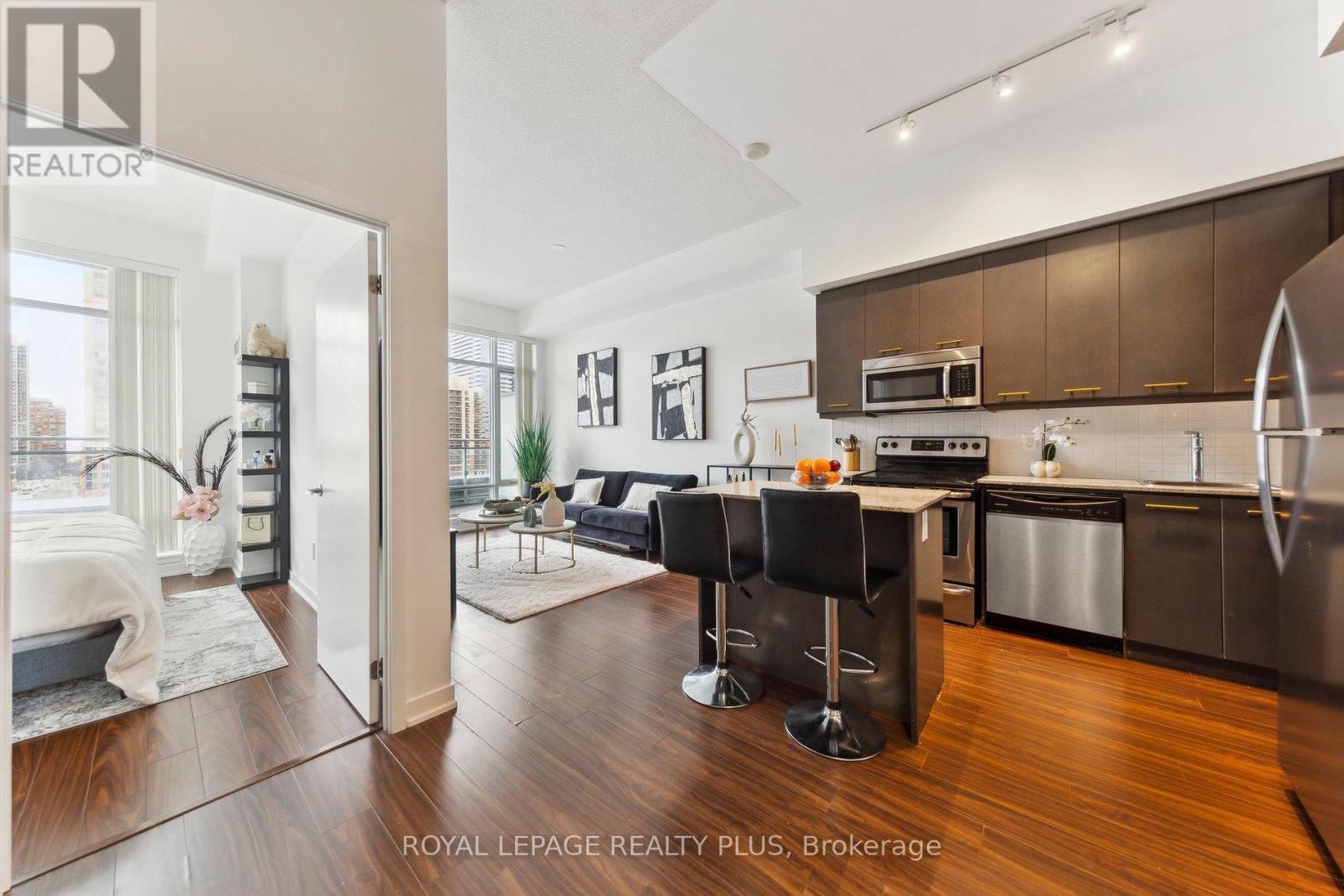 603 - 365 Prince Of Wales Drive, Mississauga, Ontario  L5B 0G6 - Photo 17 - W12751378