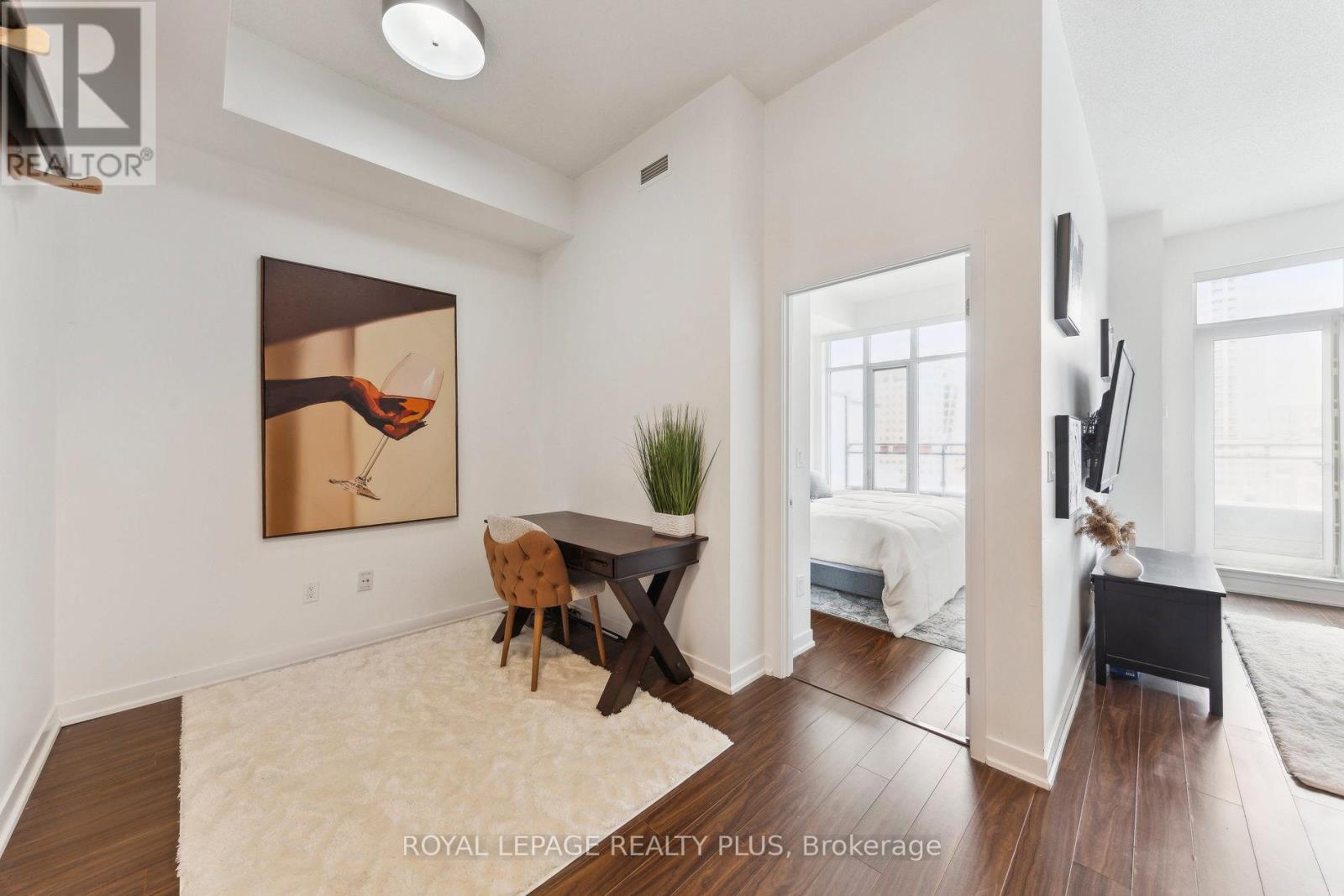 603 - 365 Prince Of Wales Drive, Mississauga, Ontario  L5B 0G6 - Photo 23 - W12751378