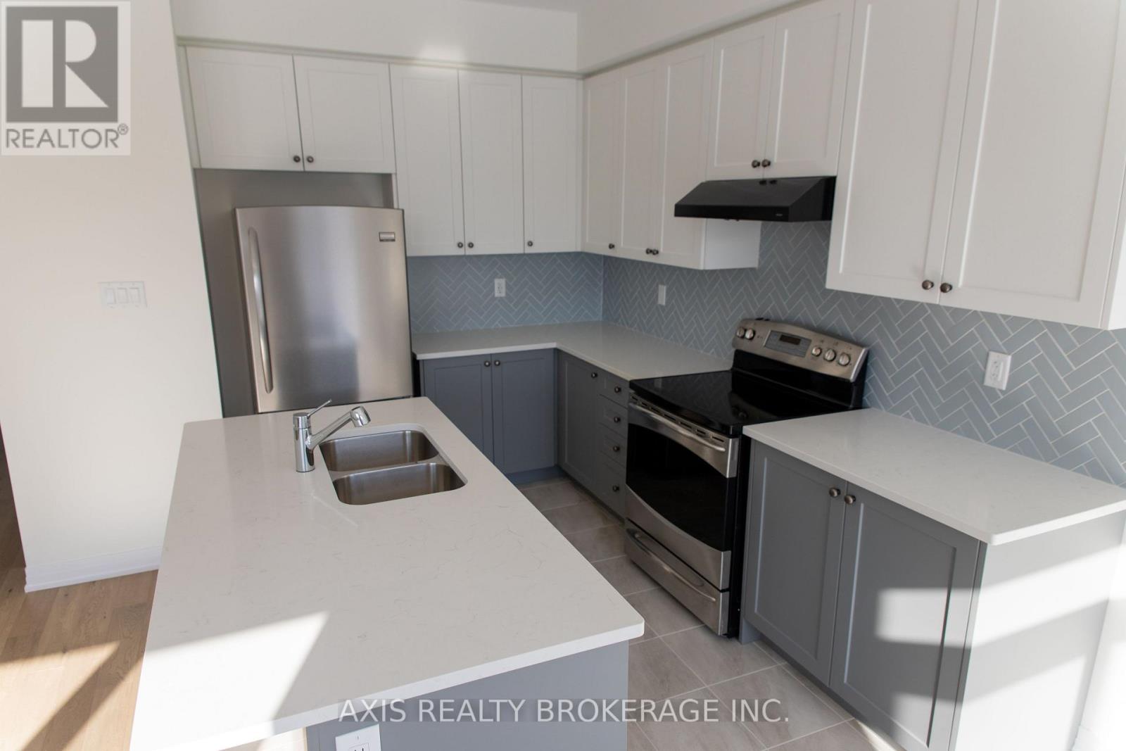 45 Cresthaven Heights, Thorold, Ontario  L2V 0N8 - Photo 10 - X12751394