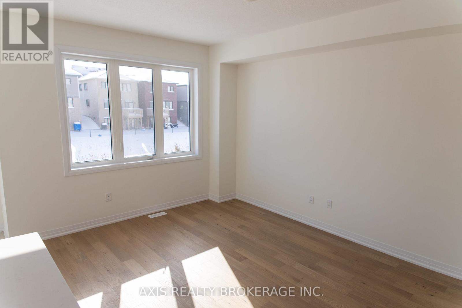 45 Cresthaven Heights, Thorold, Ontario  L2V 0N8 - Photo 8 - X12751394