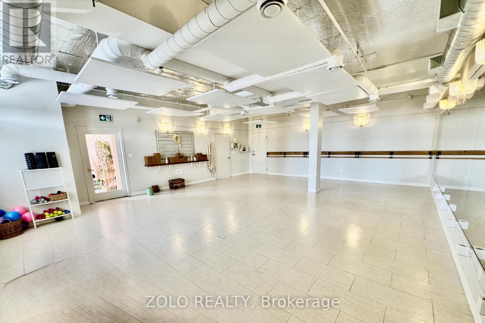 108 - 170 Rockhaven Lane, Hamilton (Waterdown), Ontario  L8B 1B5 - Photo 13 - X12751402