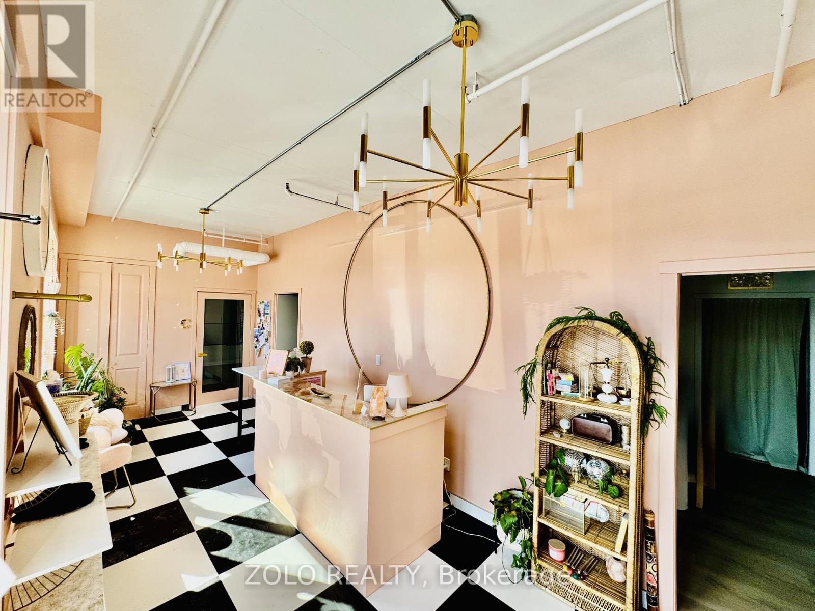 108 - 170 Rockhaven Lane, Hamilton (Waterdown), Ontario  L8B 1B5 - Photo 2 - X12751402