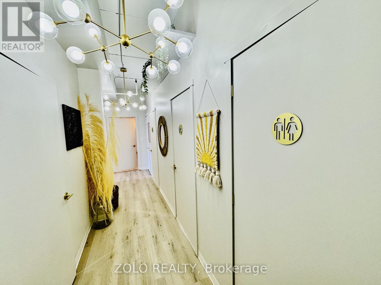 108 - 170 Rockhaven Lane, Hamilton (Waterdown), Ontario  L8B 1B5 - Photo 9 - X12751402