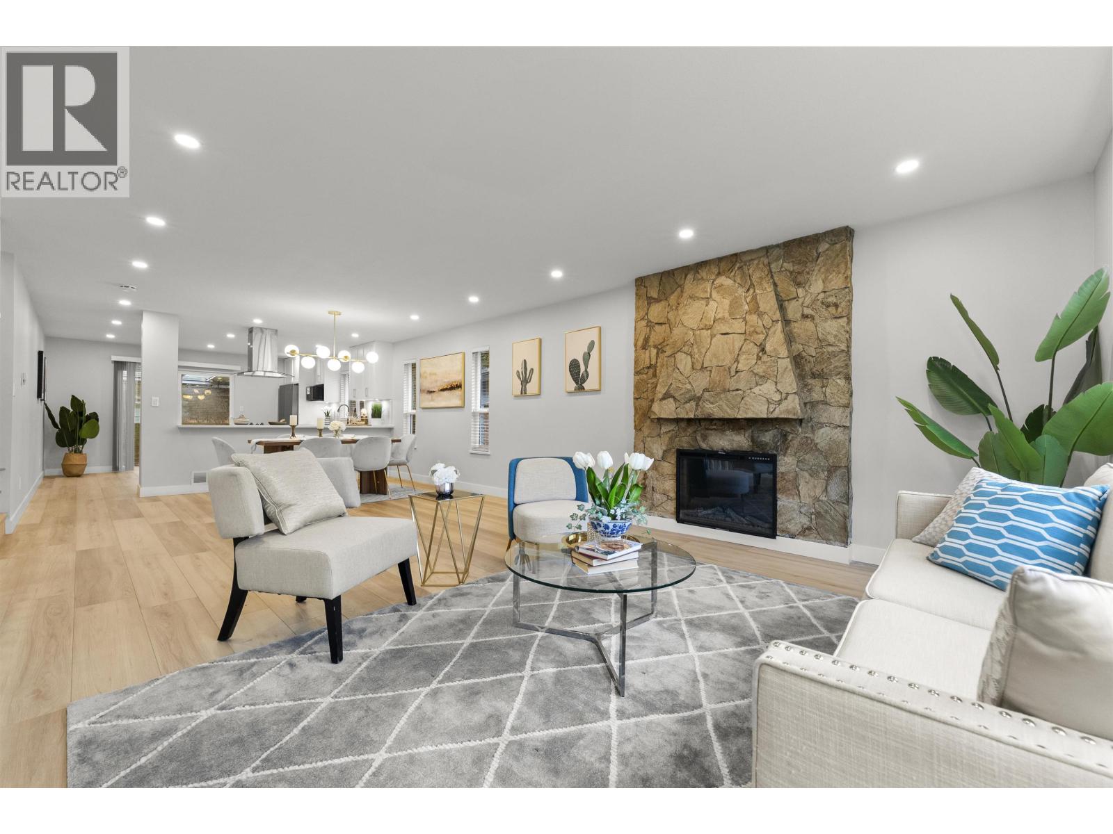 3055 Rothbury Place, Burnaby, British Columbia  V5A 4J5 - Photo 7 - R3085565