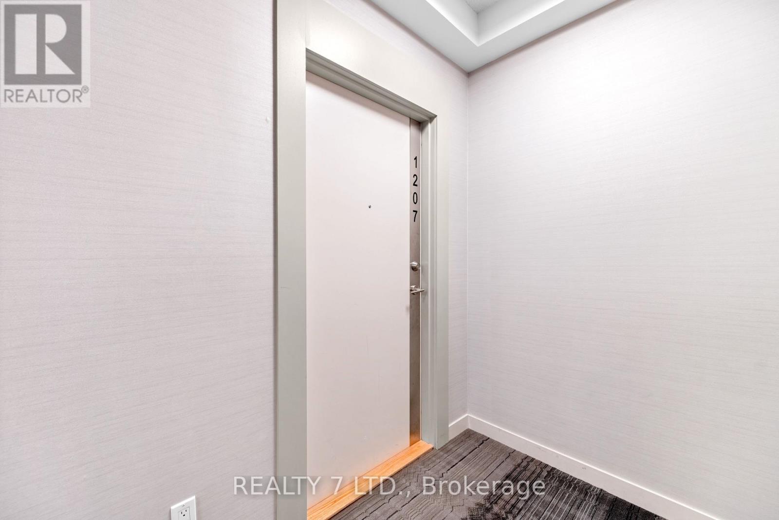 1207 - 128 Fairview Mall Drive, Toronto (Don Valley Village), Ontario  M2J 2Z1 - Photo 11 - C12629776