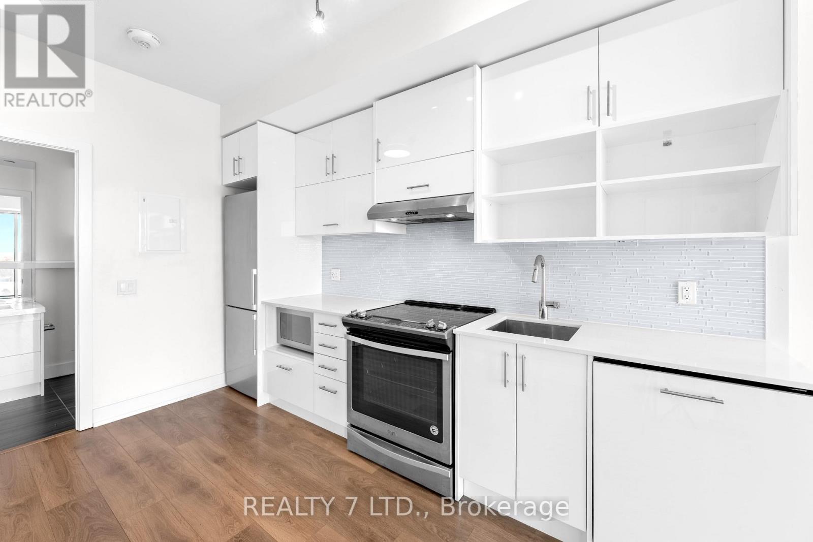 1207 - 128 Fairview Mall Drive, Toronto (Don Valley Village), Ontario  M2J 2Z1 - Photo 14 - C12629776