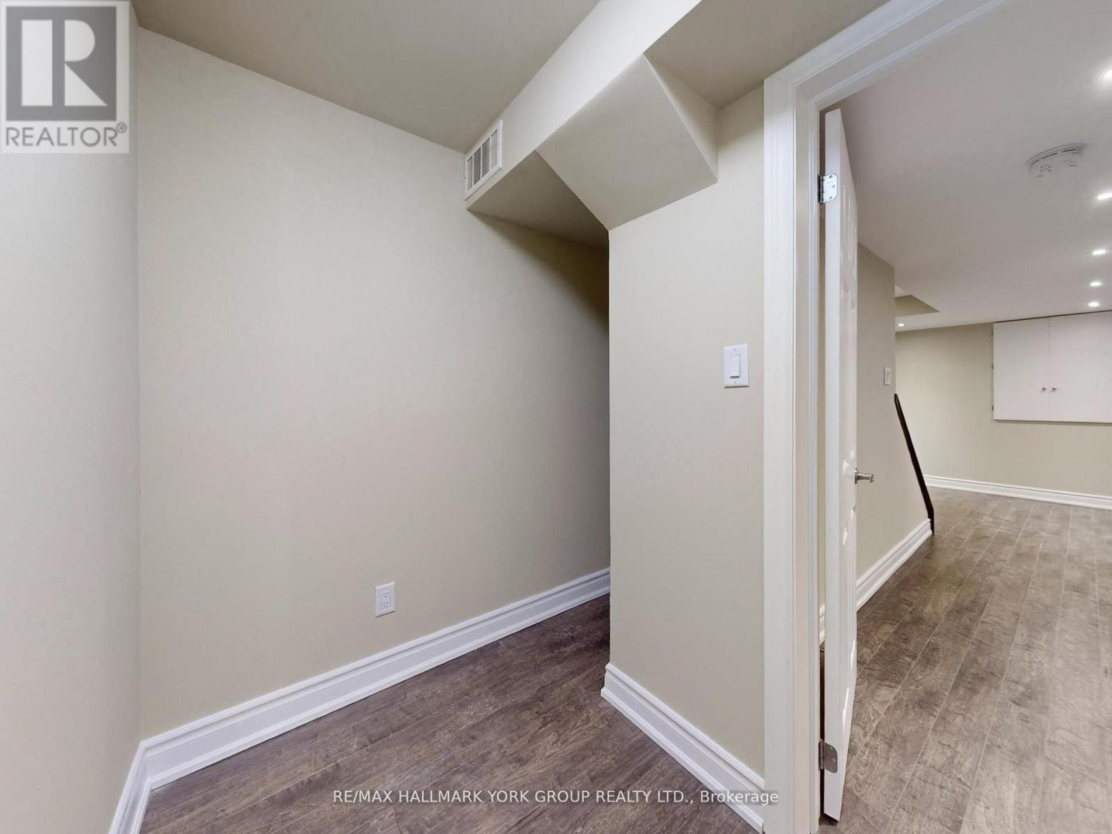 139 John West Way W, Aurora, Ontario  L4G 7E3 - Photo 44 - N12750434