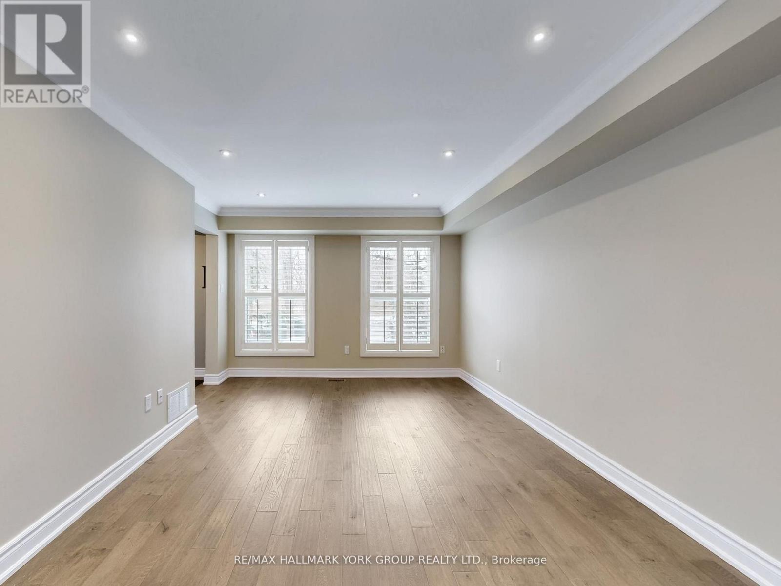 139 John West Way W, Aurora, Ontario  L4G 7E3 - Photo 7 - N12750434