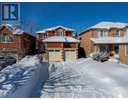 13 TEAL PLACE, Barrie, Ontario