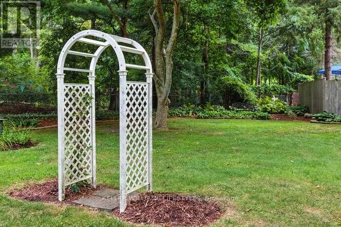 577 Wonderland Road N, London North, Ontario  N6H 3E2 - Photo 48 - X12748918