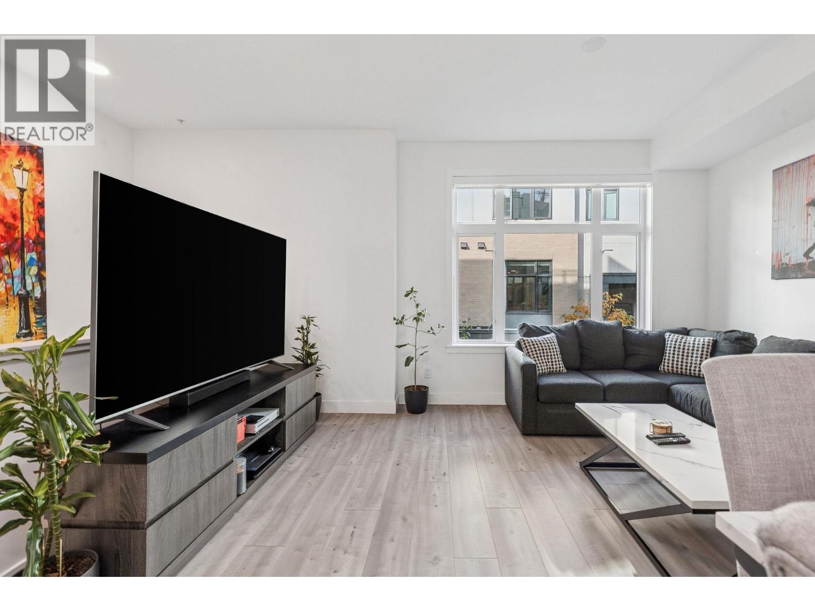 266 2035 Glenaire Drive, North Vancouver, British Columbia  V7P 1Y2 - Photo 10 - R3085740