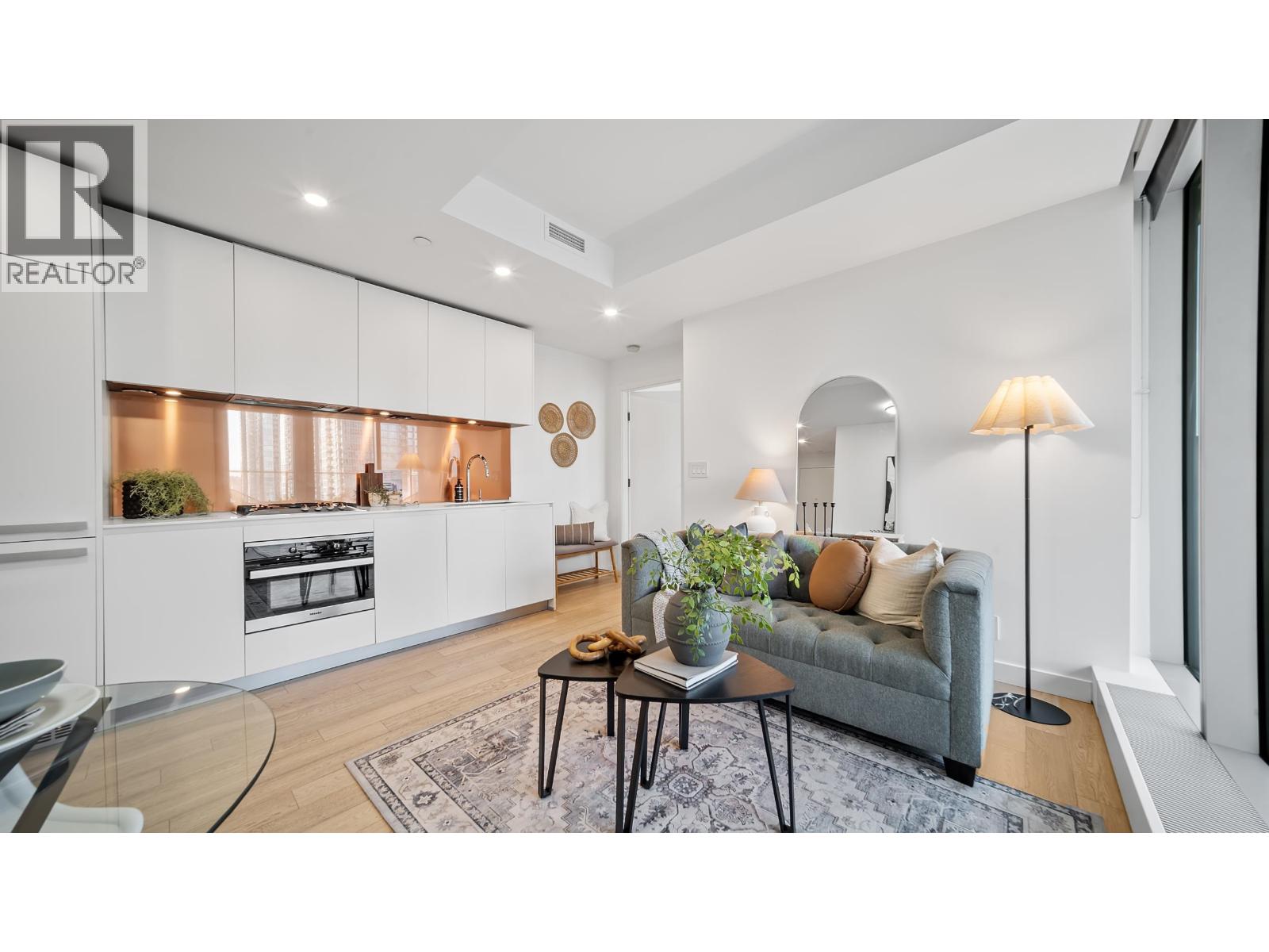 1501 1480 Howe Street, Vancouver, British Columbia  V6Z 0G5 - Photo 2 - R3085743