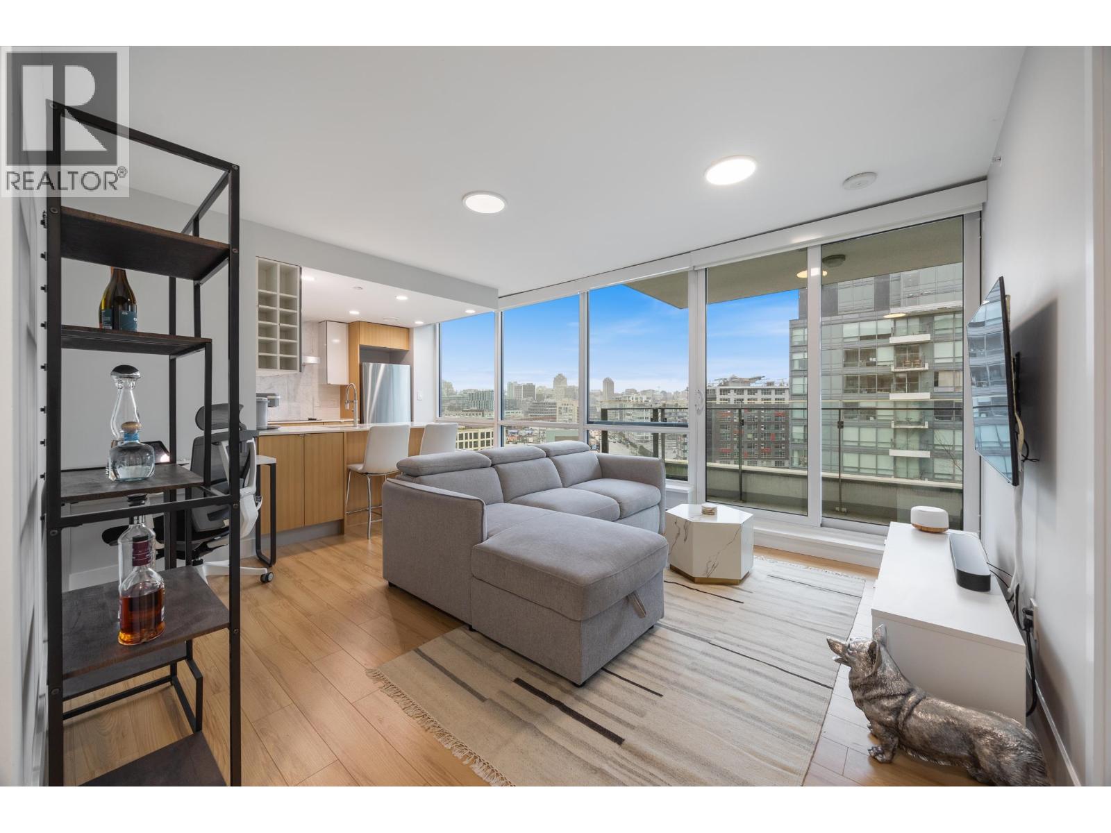 1209 159 W 2nd Avenue, Vancouver, British Columbia  V5Y 0L8 - Photo 3 - R3085750