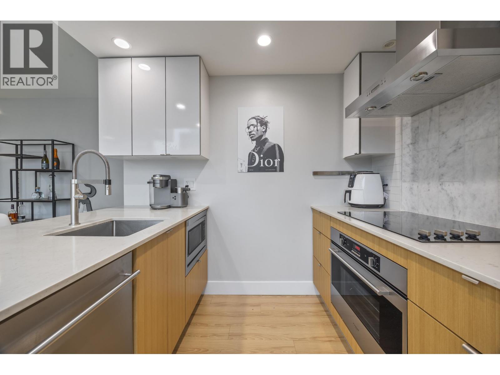 1209 159 W 2nd Avenue, Vancouver, British Columbia  V5Y 0L8 - Photo 8 - R3085750