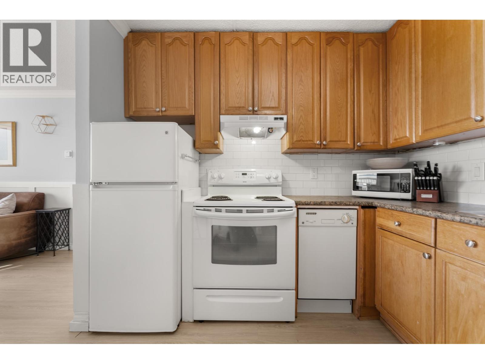 908 320 Royal Avenue, New Westminster, British Columbia  V3L 5C6 - Photo 11 - R3085767