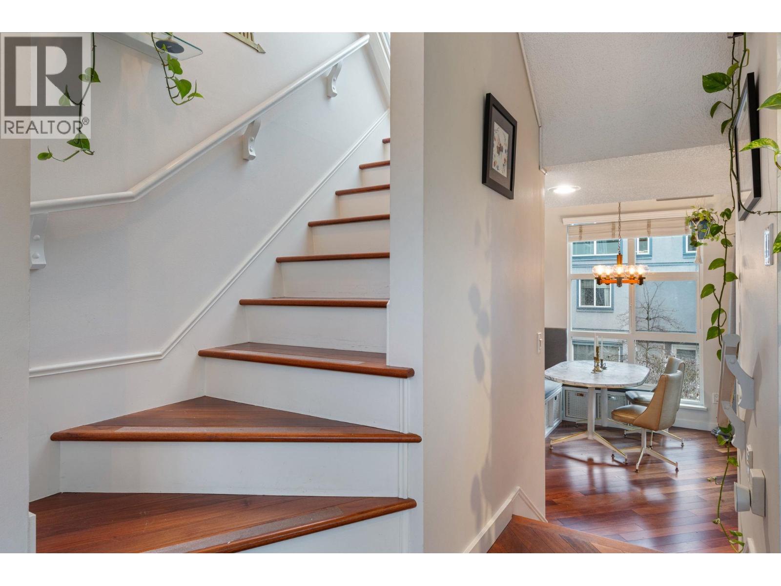 15 877 W 7th Avenue, Vancouver, British Columbia  V5Z 1C2 - Photo 10 - R3085777