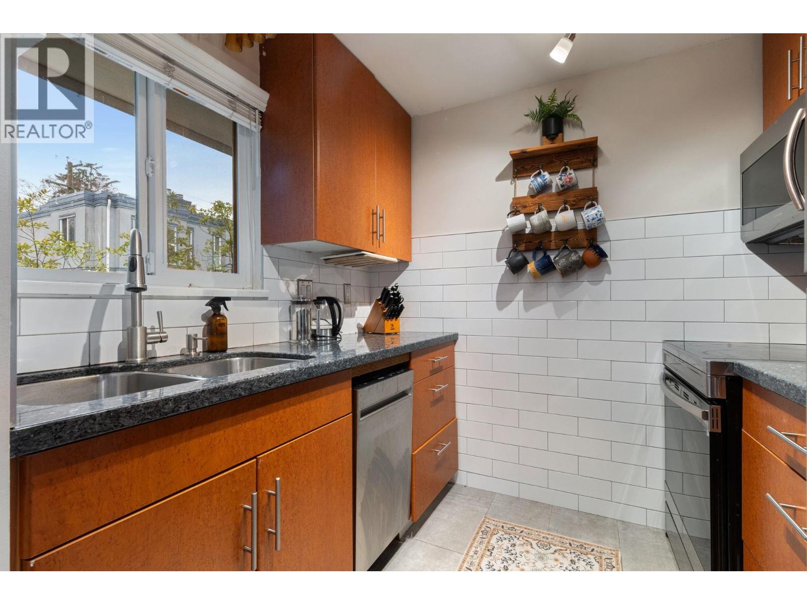 15 877 W 7th Avenue, Vancouver, British Columbia  V5Z 1C2 - Photo 16 - R3085777