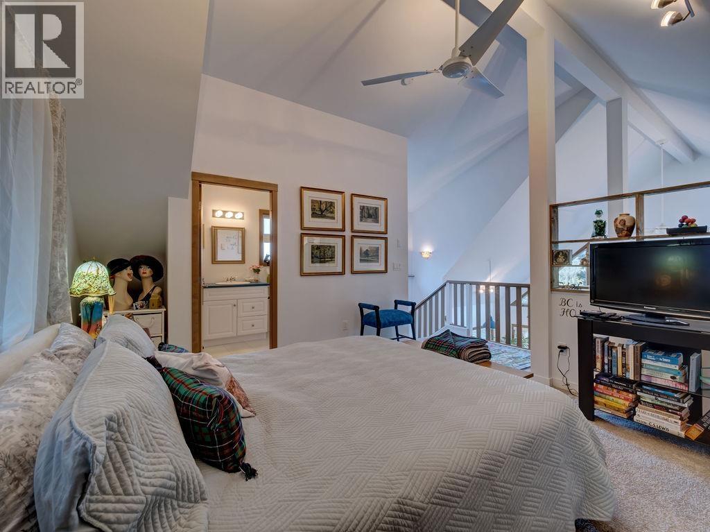 5280 Cecil Hill Road, Madeira Park, British Columbia  V0N 2H1 - Photo 29 - R3085762