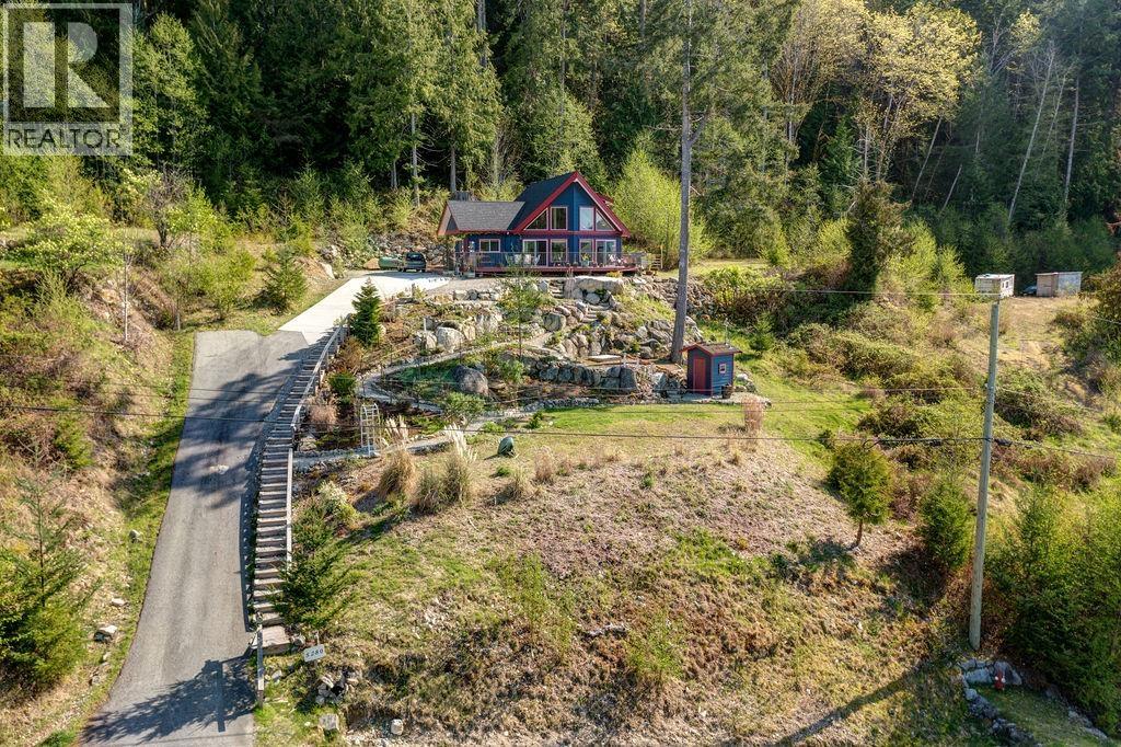 5280 Cecil Hill Road, Madeira Park, British Columbia  V0N 2H1 - Photo 33 - R3085762