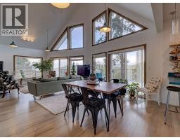 5280 CECIL HILL ROAD, Madeira Park, British Columbia