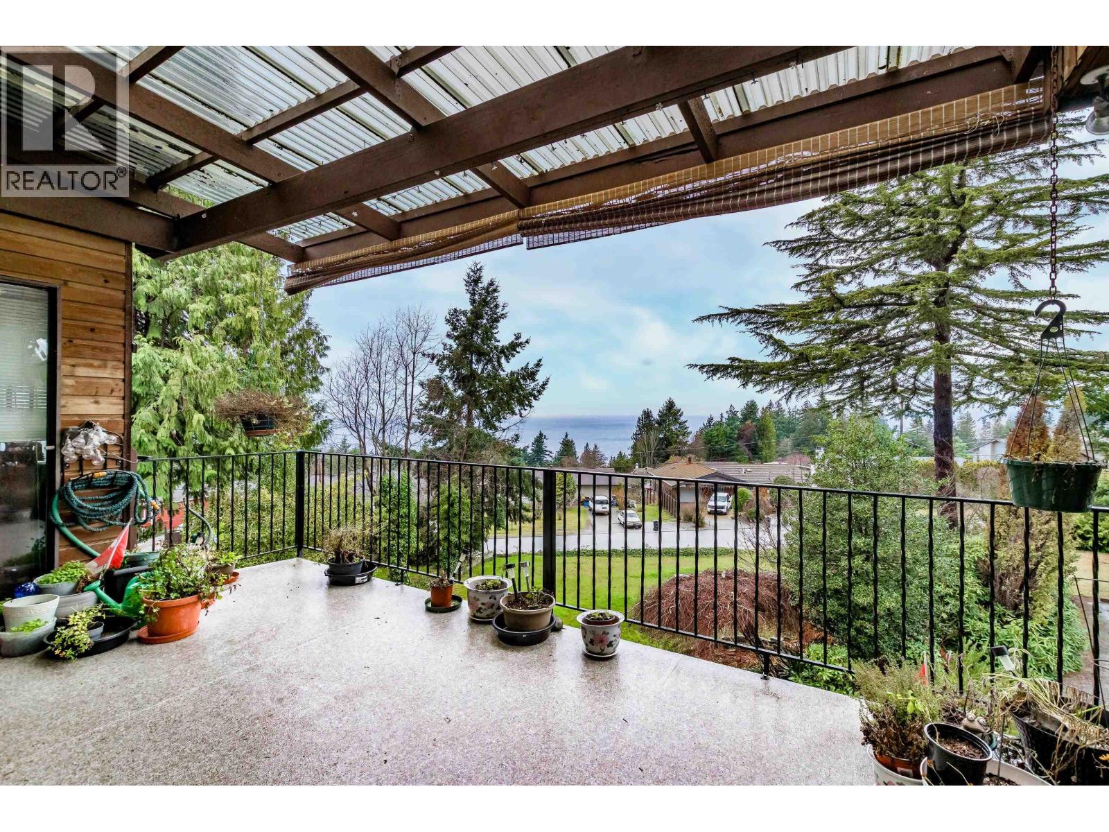 4908 Laurel Avenue, Sechelt, British Columbia  V7Z 0B7 - Photo 6 - R3085787