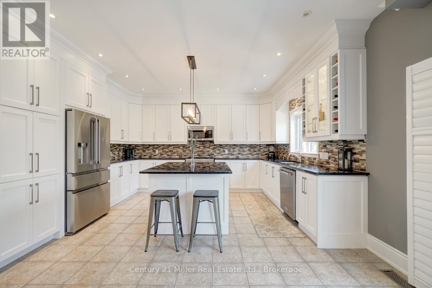 8 Watercliff Place, Hamilton, Ontario  L8E 6E5 - Photo 15 - X12747396